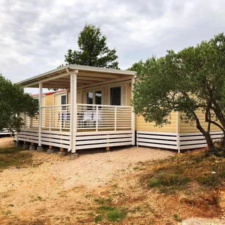 Olive Camp The Garden Kamp alanı